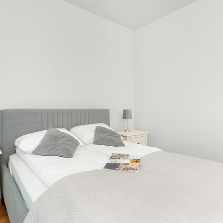 Apartament Na 15 Pietrze Z Widokiem Na Zatoke W Gdyni I Parkingiem By Noclegi Renters Gdynia Eksteriør bilde